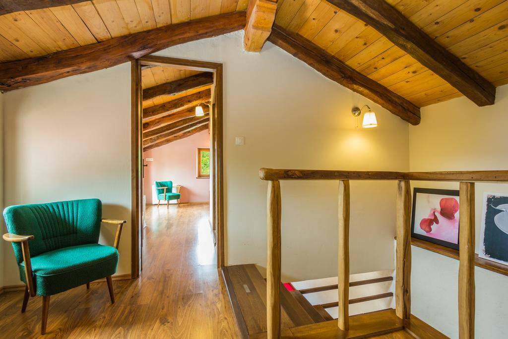 Ivanini Secluded Stone Villa With A Stunning View Brseč エクステリア 写真